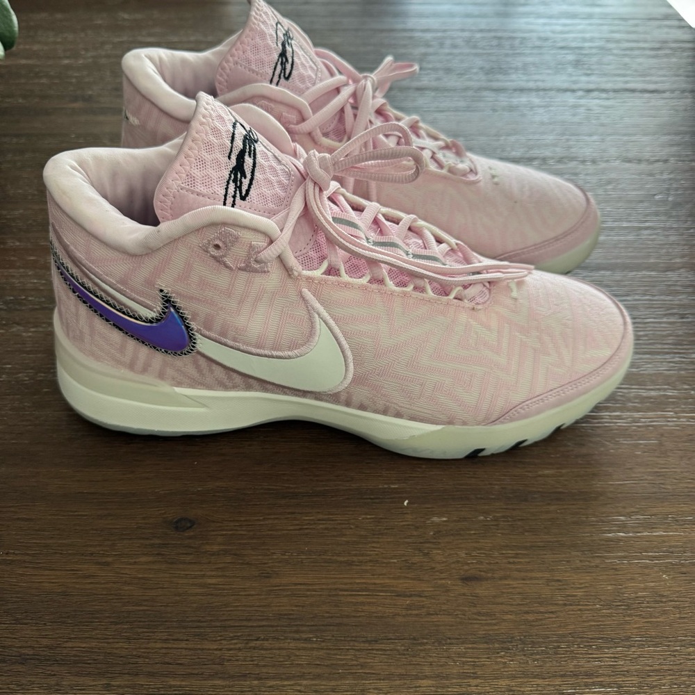Nike Zoom LeBron NXXT Genisus Pink Foam Mens Basketball Shoes Size 10.5